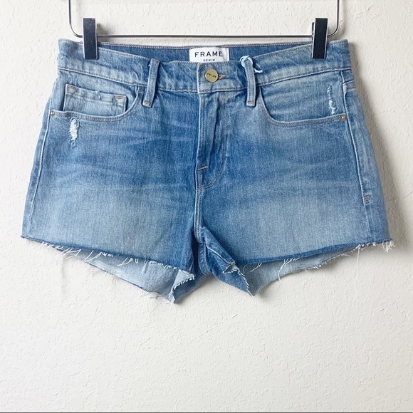 Frame Le Cuttoff Shredded Shorts 26 - Picture 5 of 11